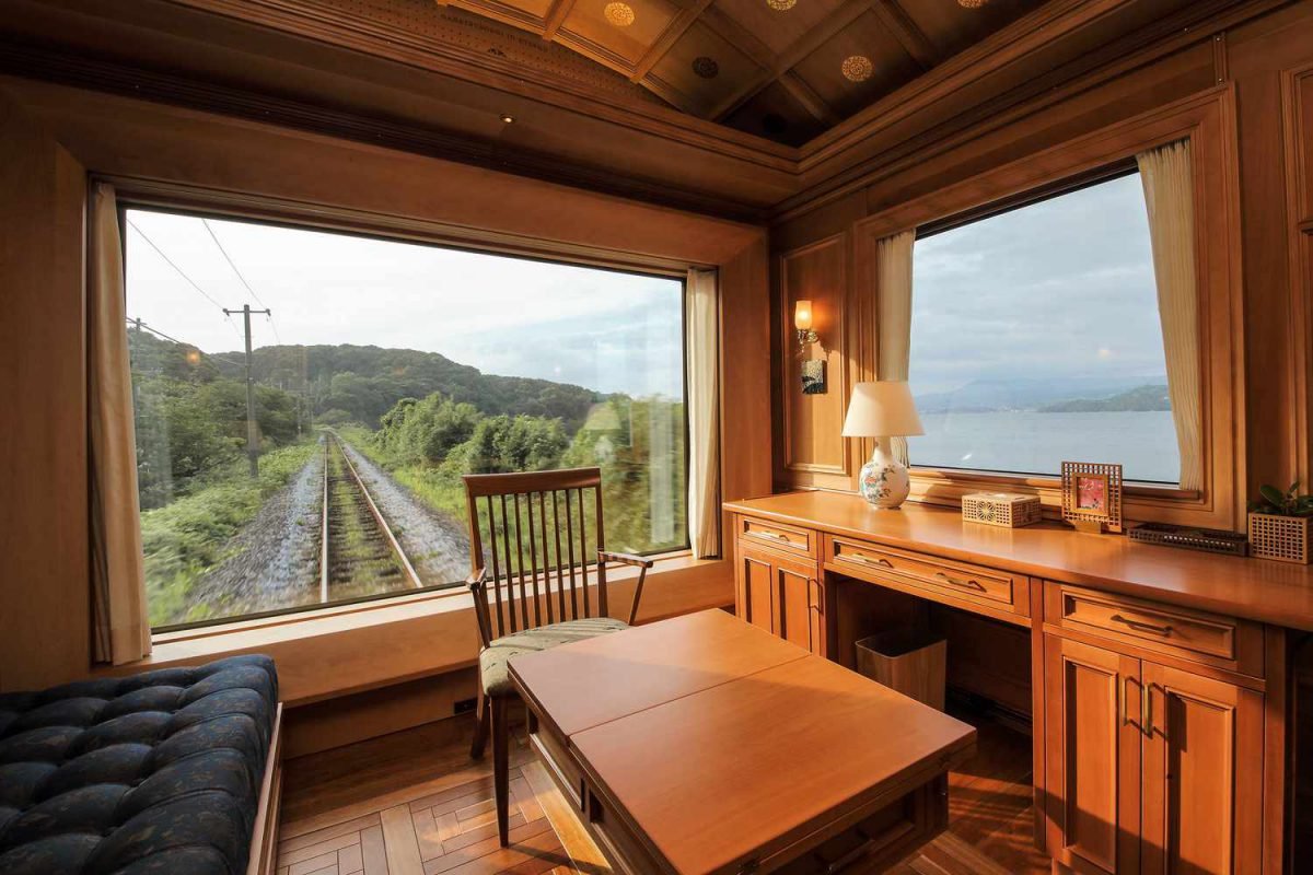 Seven Star Train Japan, Building, Property, Furniture, Sky, Plant, Table, Wood, Window, Interior design, Architecture