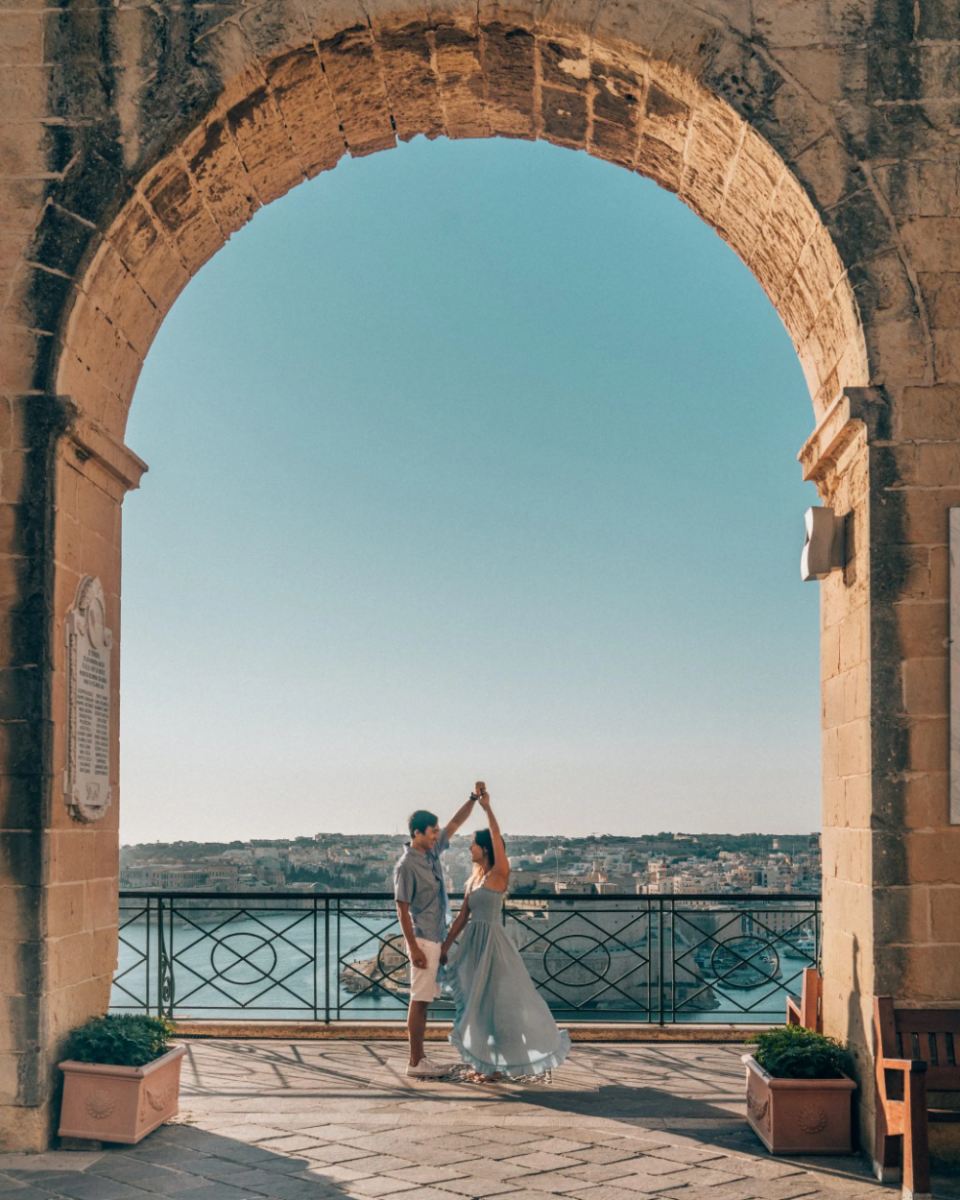 Upper Barrakka Gardens, Sky, Water, Azure, Dress